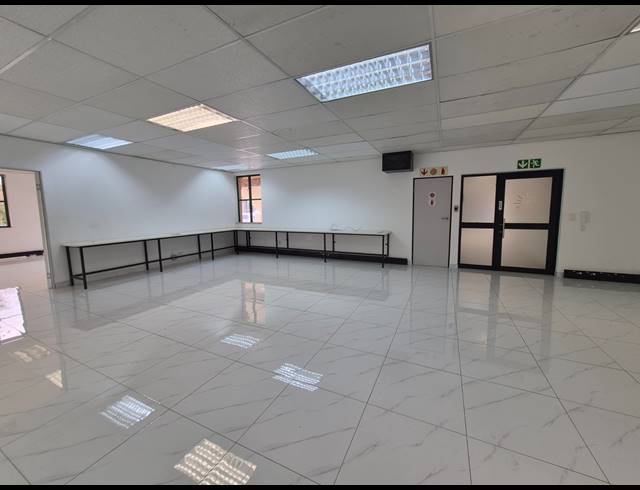 294M² OFFICE TO LET IN MORNINGSIDE